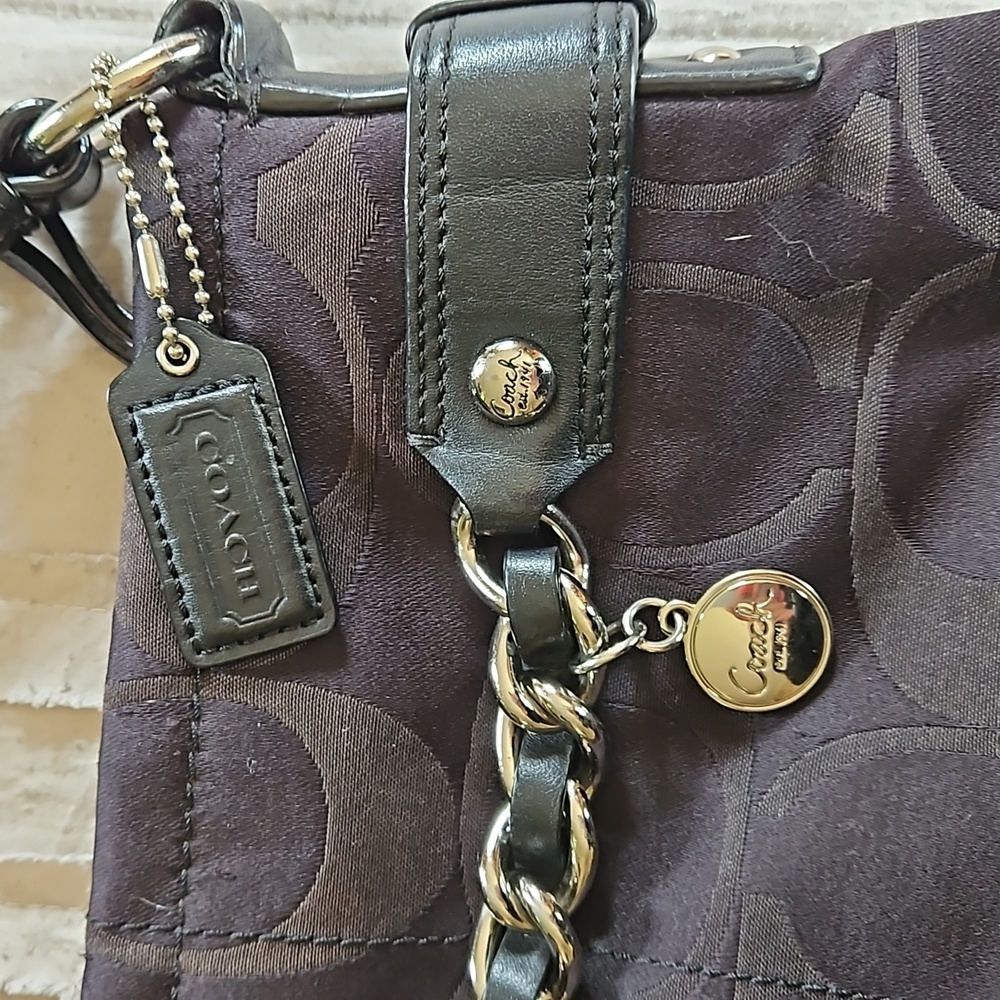 Coach crossbody - Picture 2 of 4